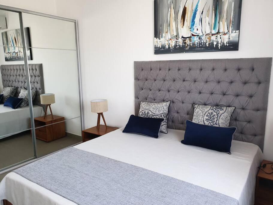 Penthouse Vue Sur Mer 200M2 Pereybere Beach Eksteriør billede